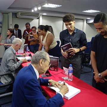 IBEDAFT homenageou Francisco Pedro Jucá
